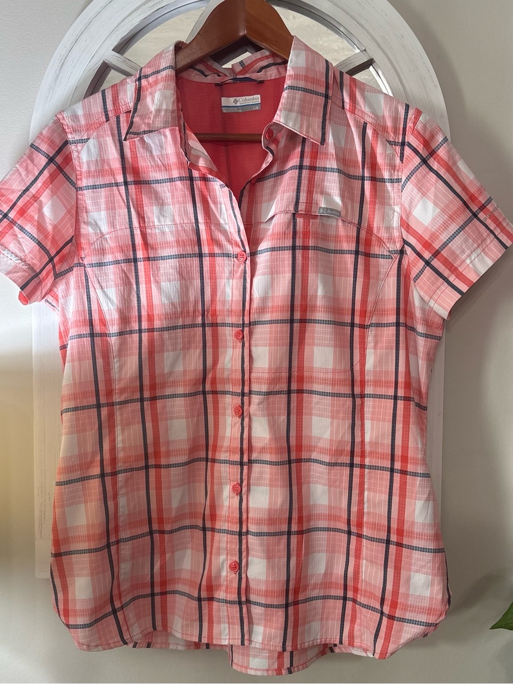 Columbia PFG Women's Short Sleeve Shirt Salmon/Grey Plaid Size Lg